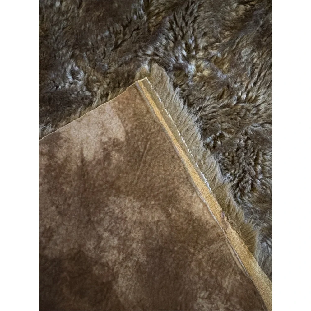Faux Fur Rug Soft Coyote Fur Animal Pelt Rectangle Accents Rugs 5' X 6' Suede